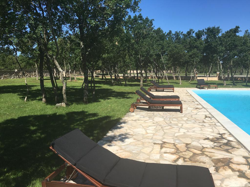 Micanovi Dvori Mobile Home Village Zrmanja Obrovac Zewnętrze zdjęcie